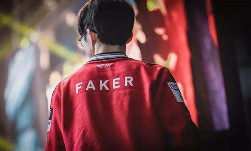 电竞比分网：英雄联盟S10 A组战，SN仰卧起坐头名晋级！