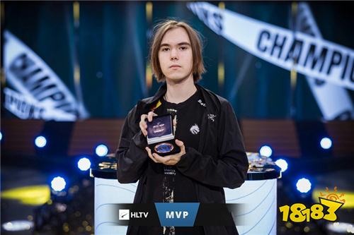 拳头音乐跑酷类游戏《海克斯炸欢天》今日正式发售